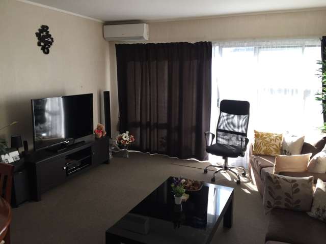 1/10 Roseburn Place Pakuranga_1