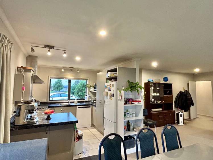 3 McNaughton Place Onekawa_3