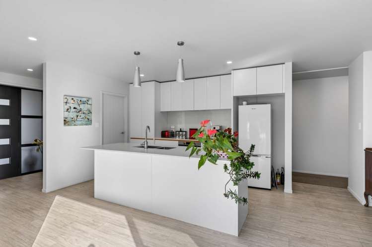 1 Te Akau Place One Tree Point_13