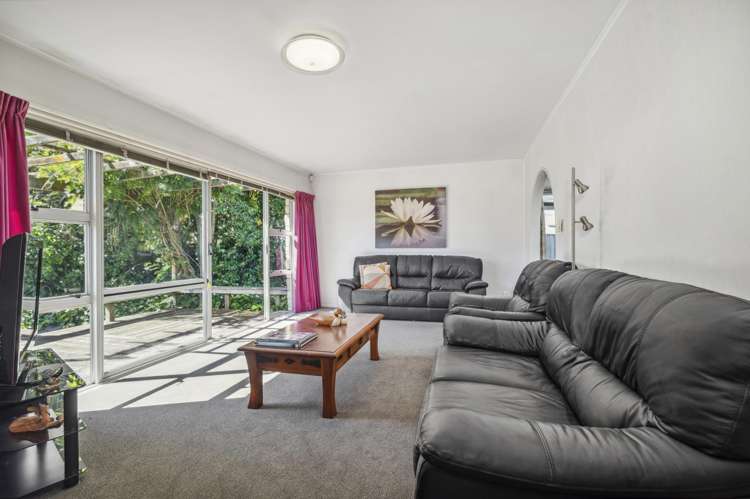 8 Leslie Street Tauhara_5