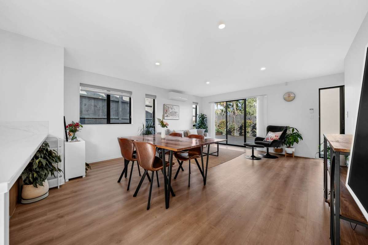 82E White Swan Road_5