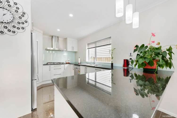 12 Evelina Lane Flat Bush_15