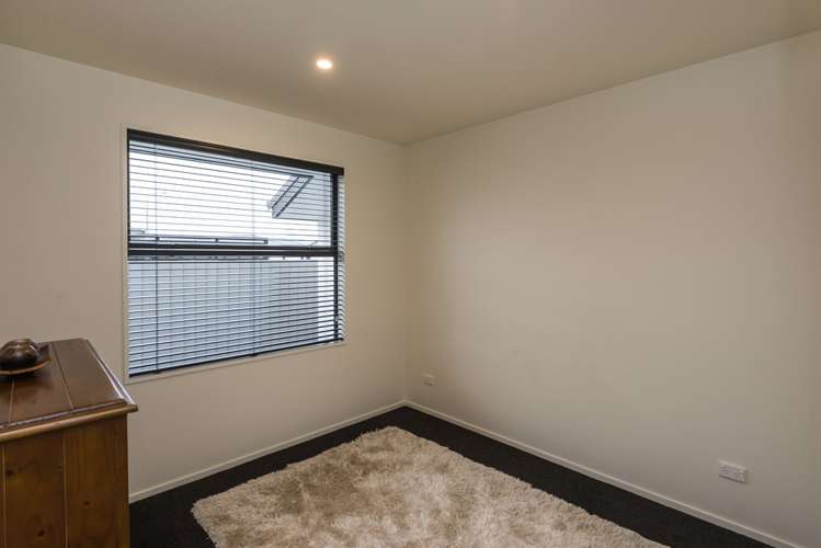 3 Saint Keverne Close Burwood_11