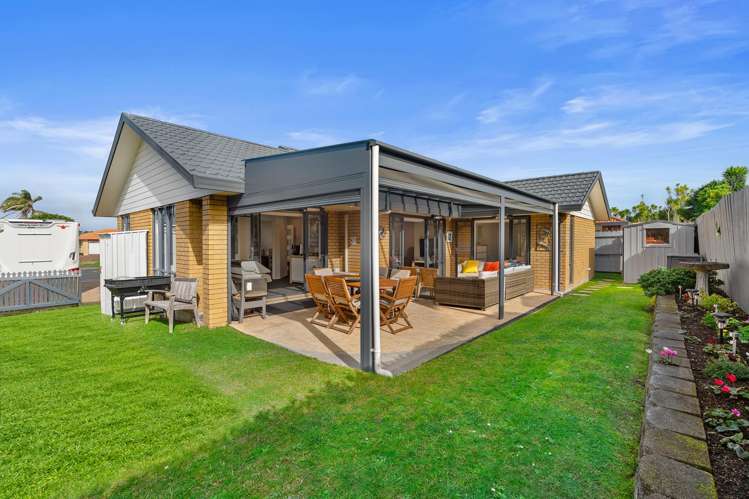 108 Lakeside Drive Orewa_25
