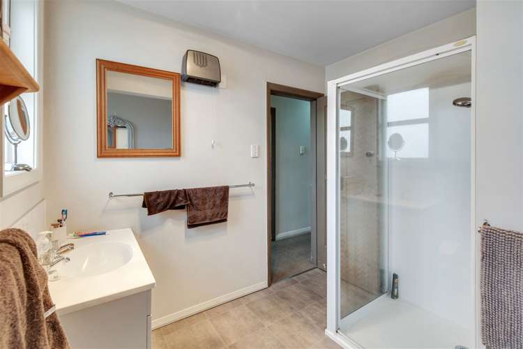 112b Main North Road Woodend_9