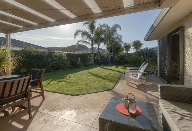 18 Bishops Close Greenmeadows_9