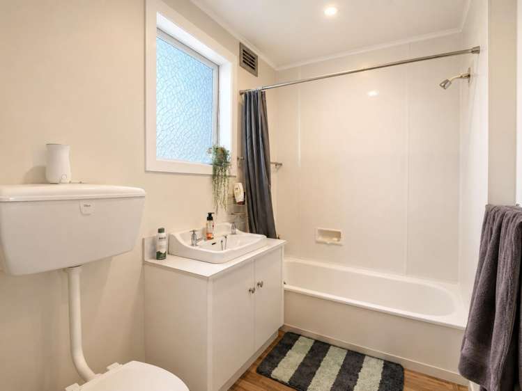 6/43a Lismore Street Merrilands_6