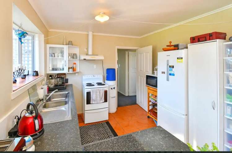 18 Mcannalley Street Manurewa_2