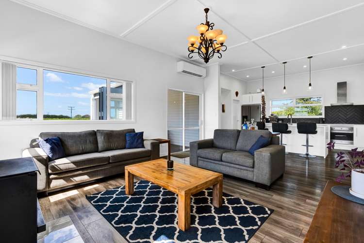 2 Snell Road Tikorangi_7