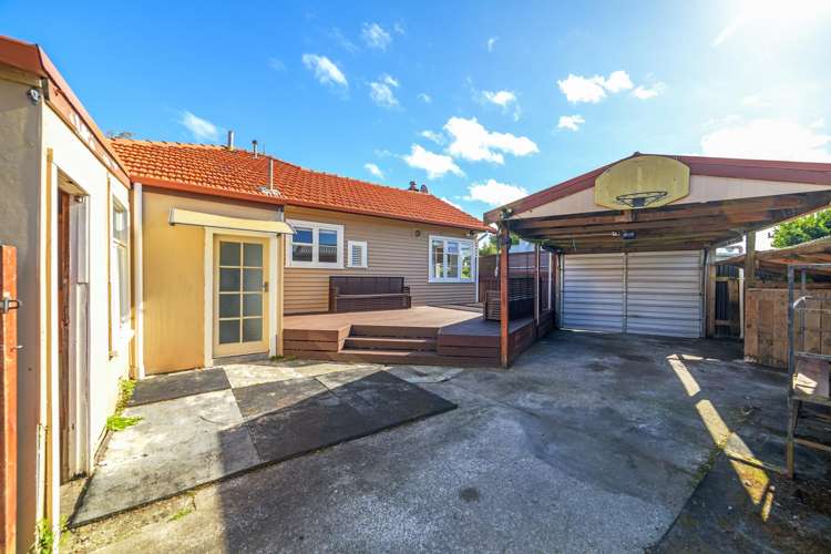 327 Botanical Road West End_12