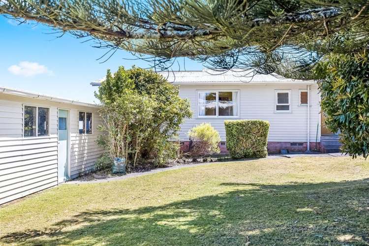 29 Kaikoura Street Henderson_7