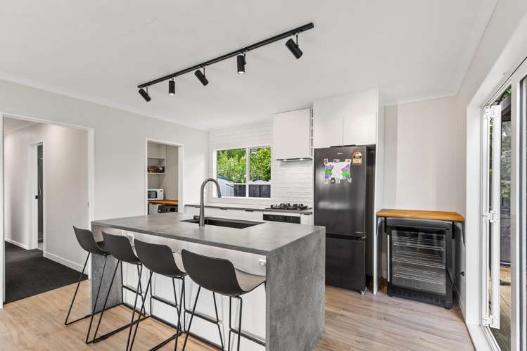 3/69 Awaroa Road Helensville_5