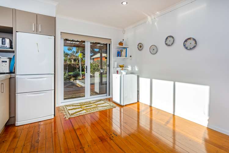 102 Robert Street Thames_8