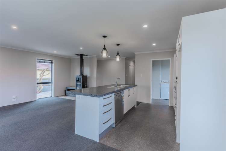 130 Rowses Road Aranui_15