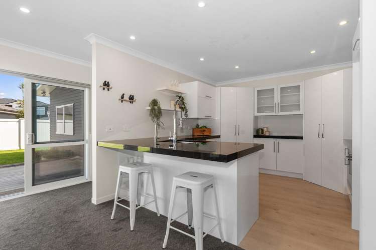 43 Stace Hopper Drive One Tree Point_2