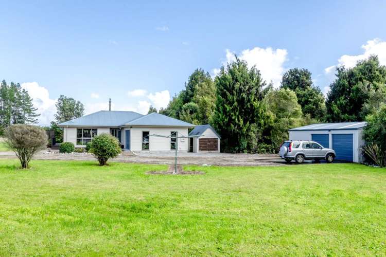 66 Mehrtens Road Hokitika_32