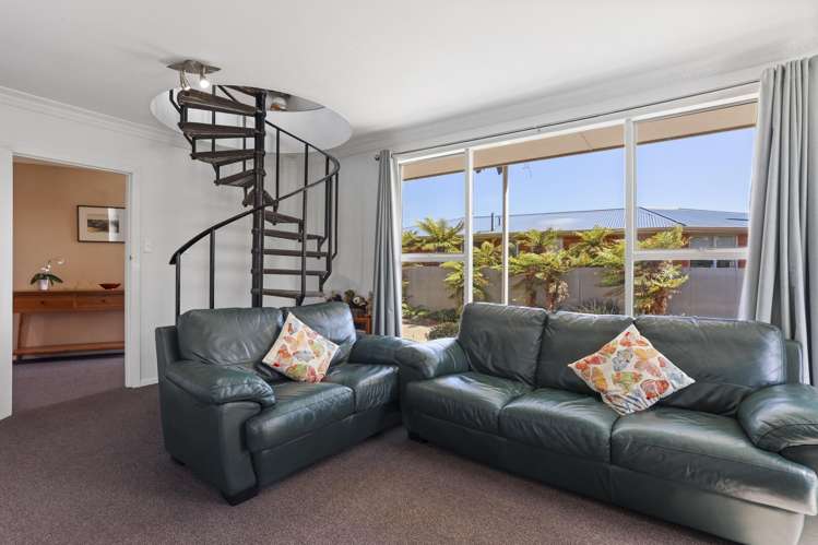 6 Birdling Place Halswell_18