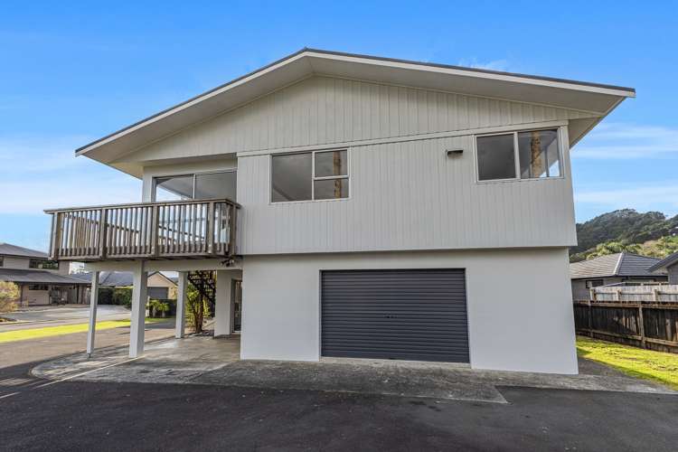 10 May Grove Lane Tamaterau_24