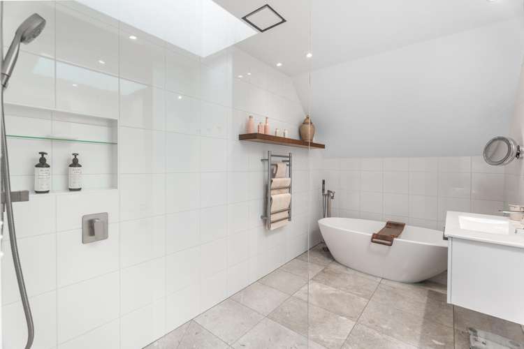 38 Porterfield Road Whitford_47