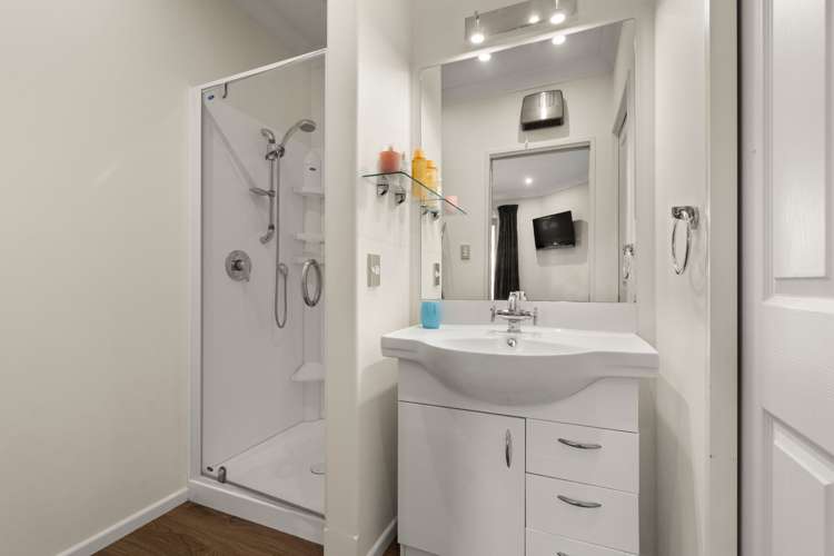 14 Mchugh Crescent Darfield_16