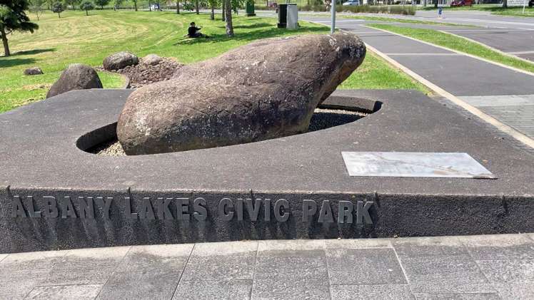 105/5 Rose Garden Lane Albany_15