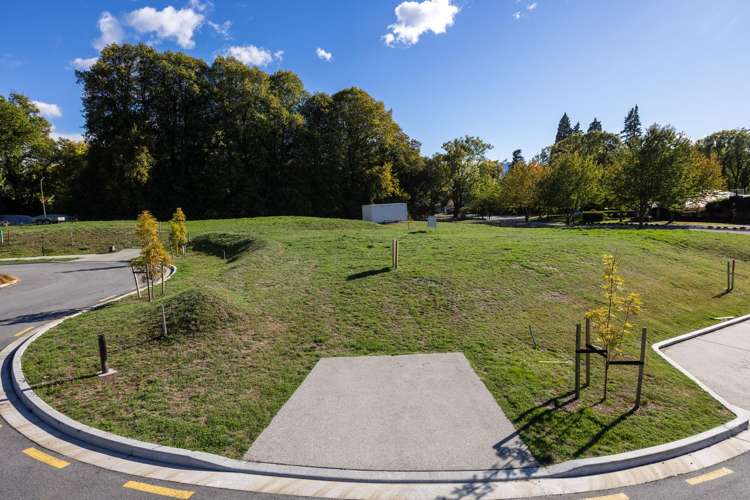 4 and 9 Theodore Court Wanaka_4