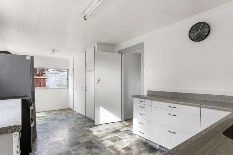483 Palmerston Road Te Hapara_13