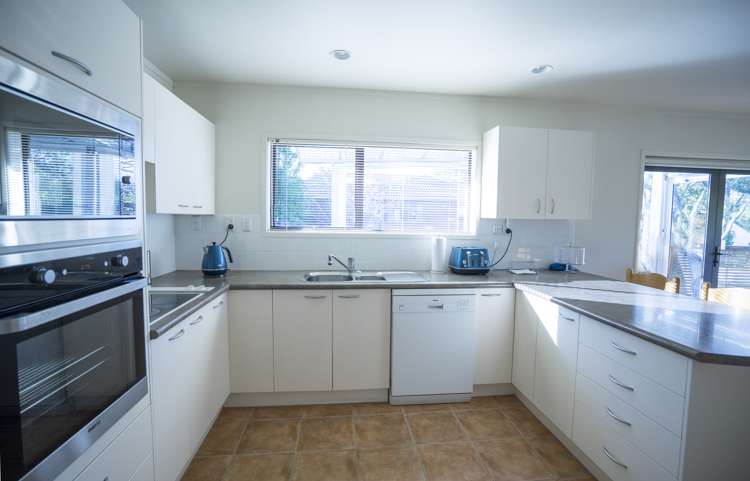 119 Chelsea View Drive Chatswood_16