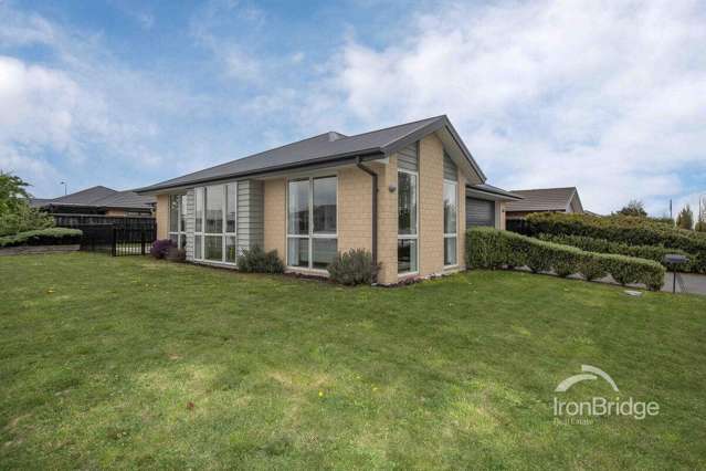 31 Faringdon Boulevard Rolleston_1