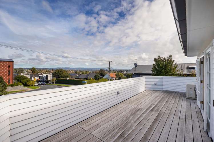 88 Richardson Road_5