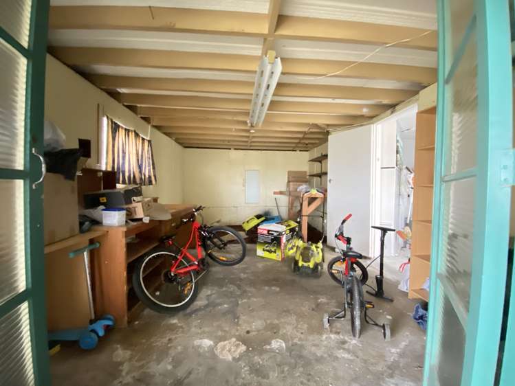 10 Kay Drive Blockhouse Bay_19