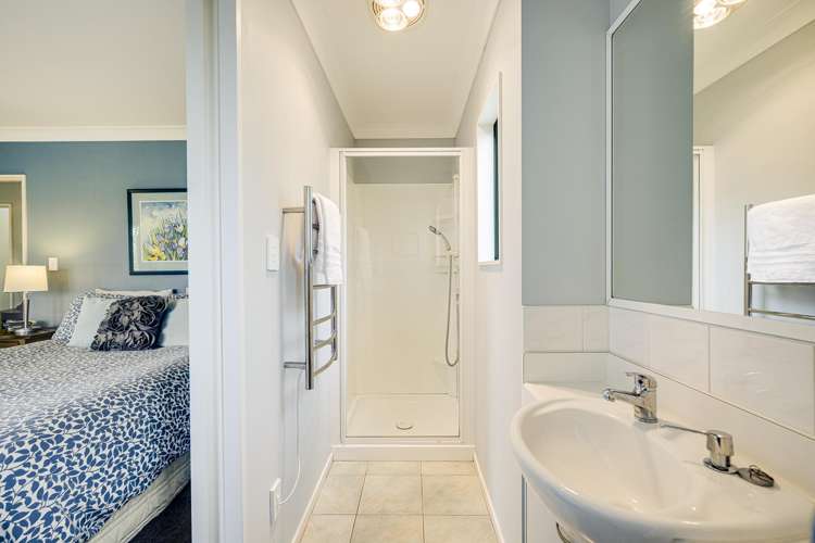 74 Kaimata Road Bay View_25