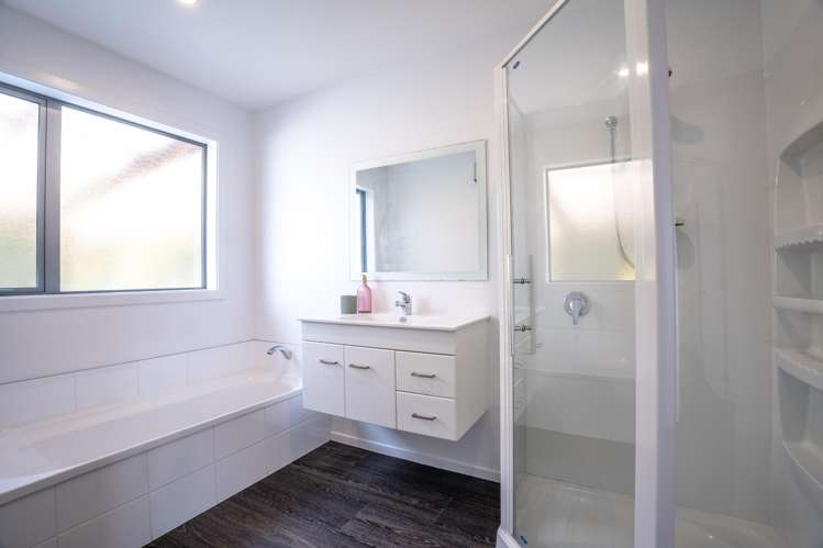9 George Street Waihola_20