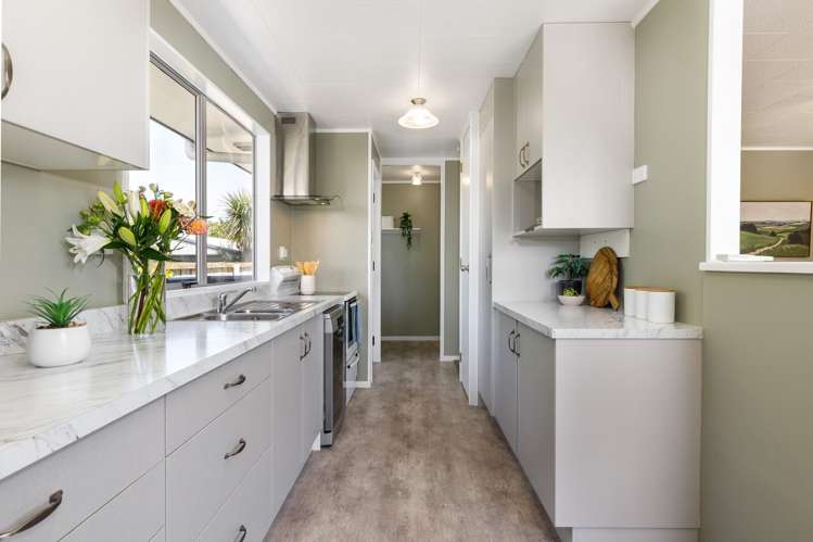 6 Schwass Street Seddon_7