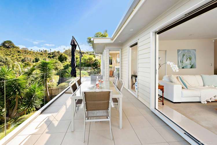 13 Hoskins Avenue Hillsborough_12