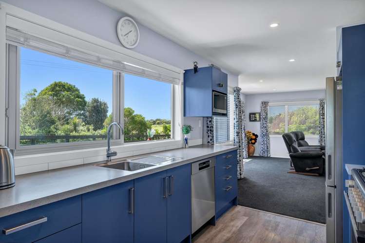 43 Carrs Road Urenui_13