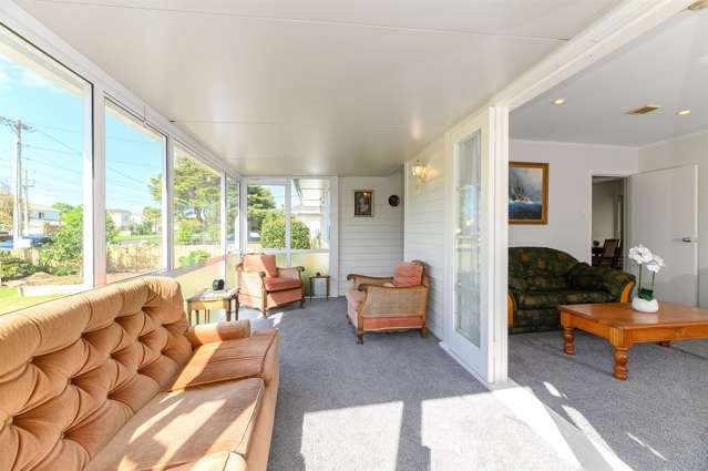 65 Beach Road Te Atatu Peninsula_2