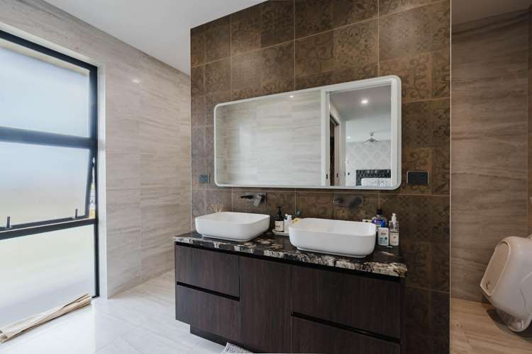 275 Racecourse Road Cambridge_23