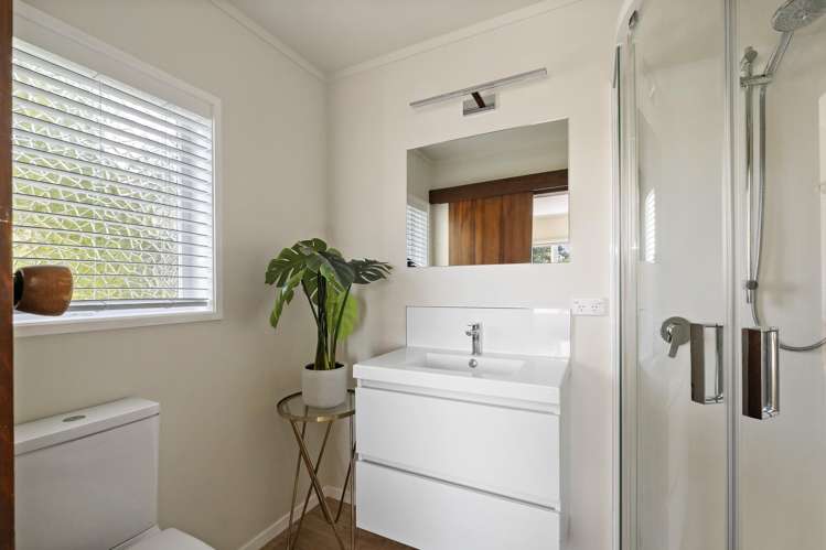 70 Nevay Road Karaka Bays_14