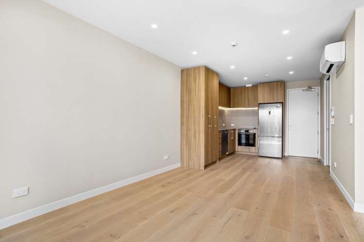 G02/9-11 Walmer Road 1768_6