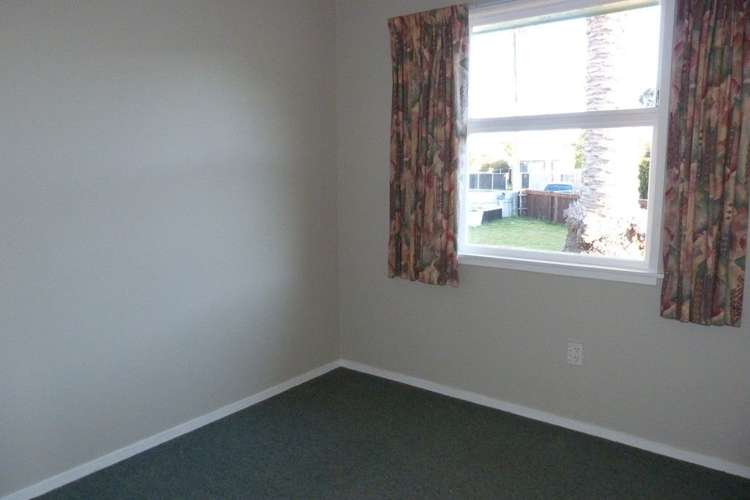 11 Hardie Grove Featherston_6