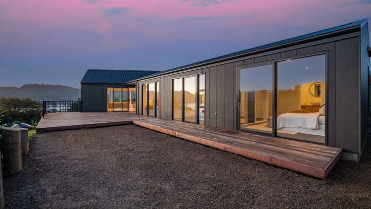 1 Euan Sarginson Place Diamond Harbour_18