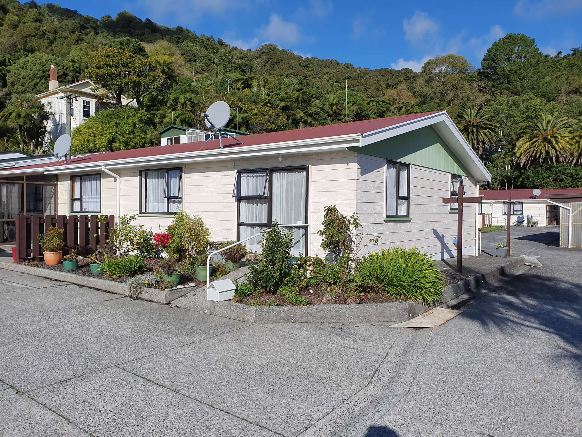 6/45 Chapel Street Greymouth_0