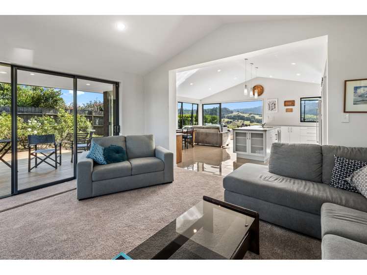 32 Konini Street Parahaki_4