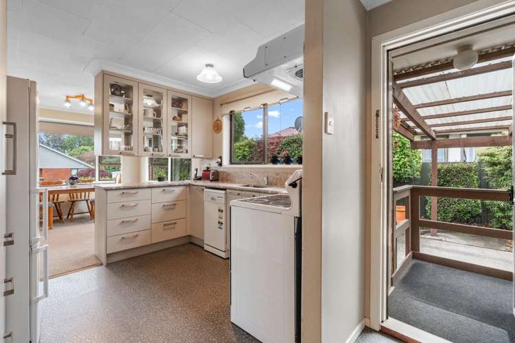 1 Windsor Place Mosgiel_12