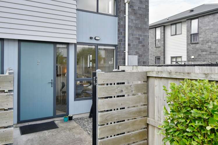 14/14 Buffon Street Waltham_18