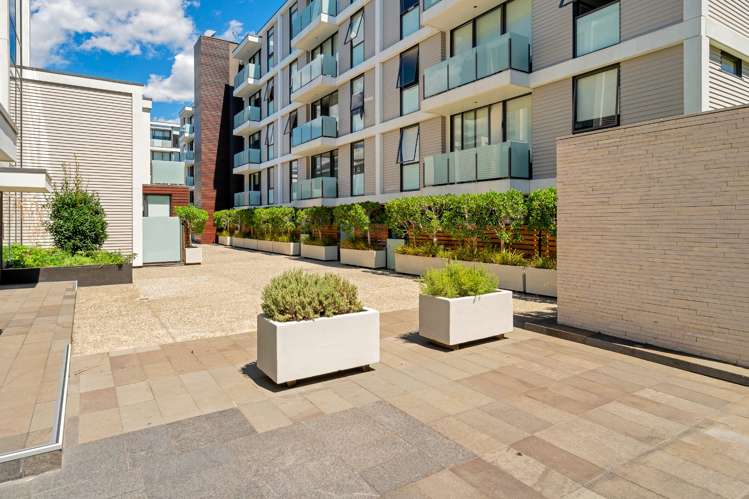 518/77 Halsey Street Auckland Central_16