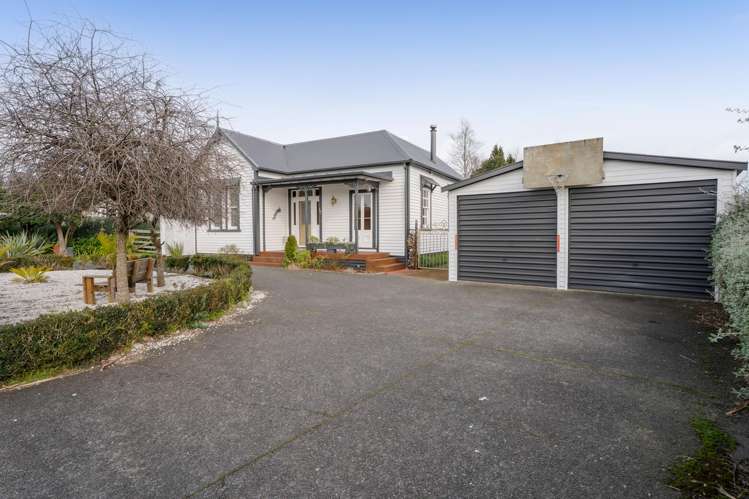 24 Dunn Street Egmont Village_23