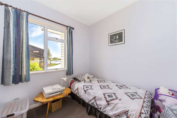 4 Crown Road Tindalls Beach_14