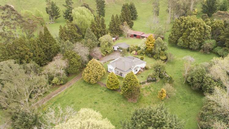 2 Te Pirangi Way Fitzherbert_21